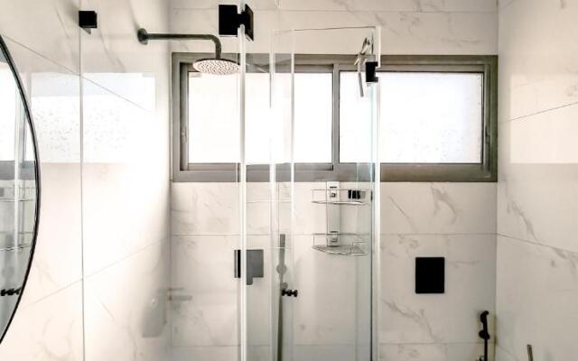 Apartment Cachemire 3BR Tel Aviv Kerem Alsheikh St Tl70
