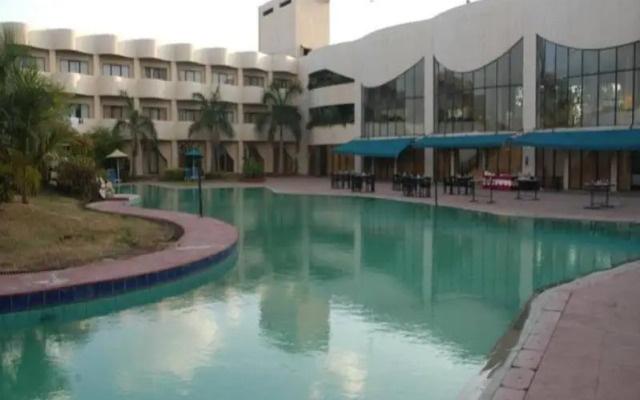 Meuse Jupiter Business and Luxury Hotel