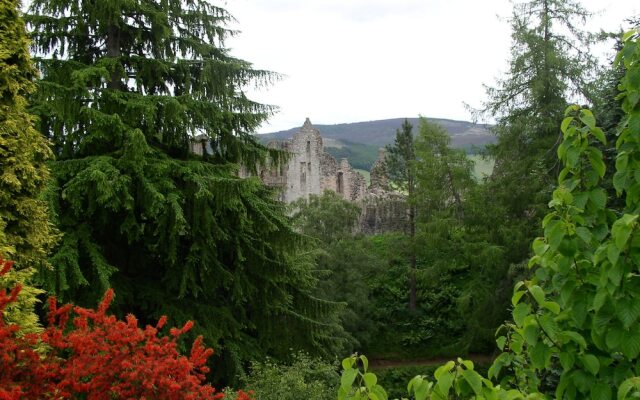 Kildrummy Park Castle Hotel