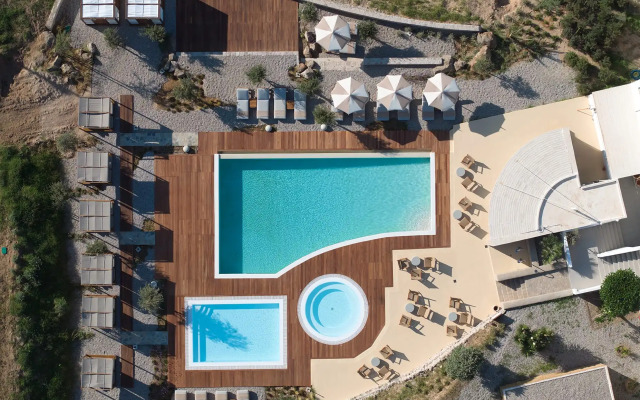Golden Milos Beach House by Domotel