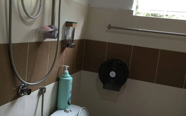 Cameron Pasar Malam Apartment at Crown Imperial Court