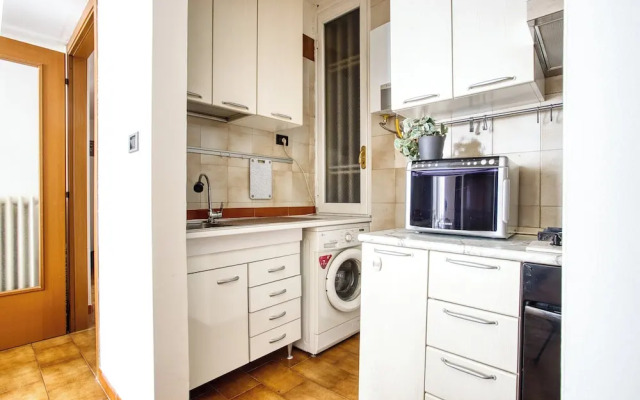 Adorable flat near centre