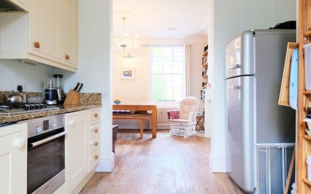 3-br Spacious Flat in Central London