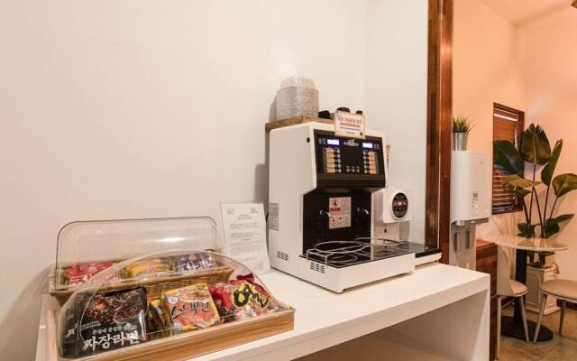 Anyang CNC Hotel