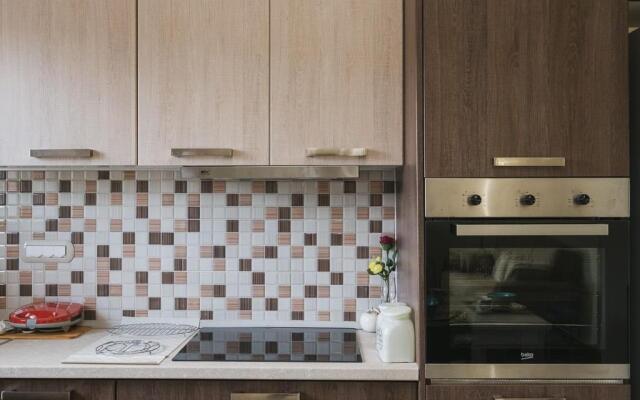 Spacious & New fully equipped Home with Parking