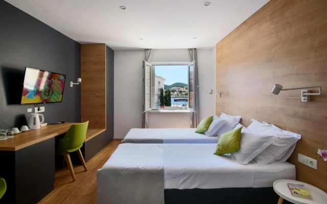 ORA Luxury Rooms