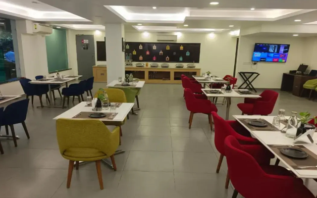 Inde Hotel Golf Course Extension