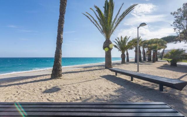 HomeHolidaysRentals Peace- Costa Barcelona