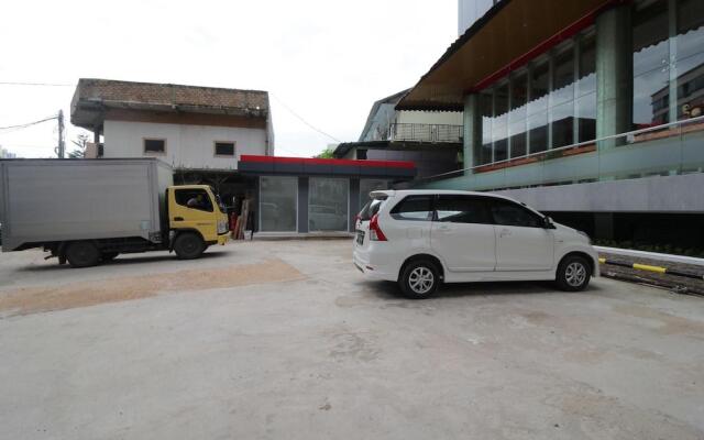 Airy Penuin Center Batam