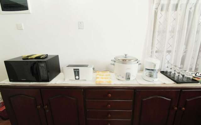 2in1 Kandy Hostel Homestay