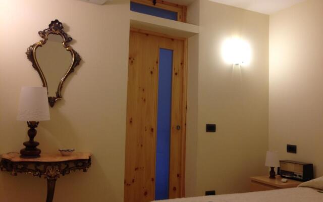 Queen Carolinas Homes - Apartments in old town