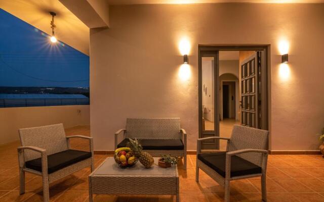 Alexandros Luxury House