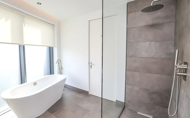 King John Court Apartments