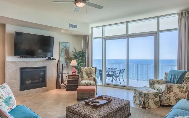 Turquoise Place Unit 1806D