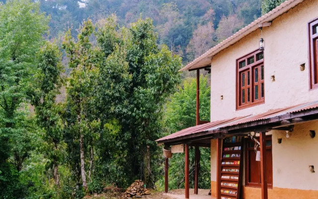 Retreat at Damaar