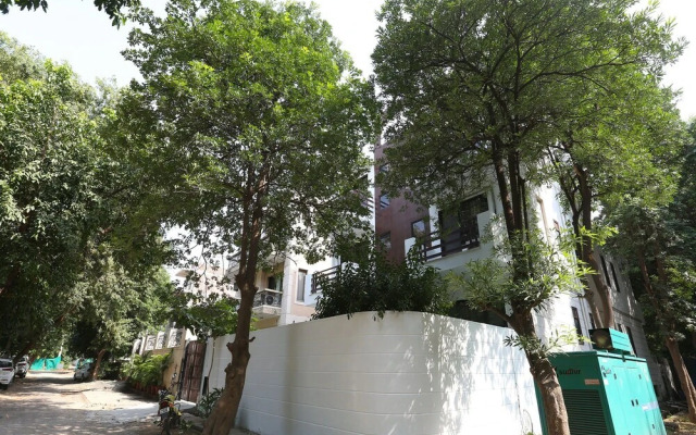 Lakshmi Residency By OYO Rooms