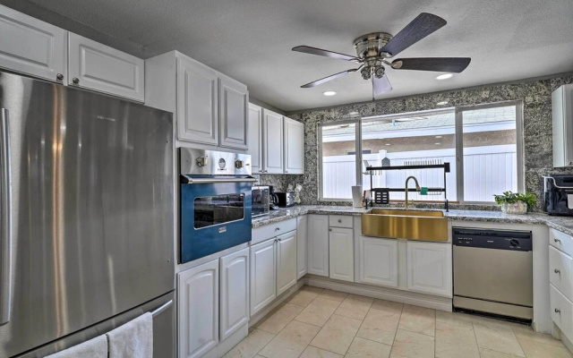Home w/ Private Pool - Near Las Vegas Strip!