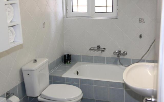 Asteri Apartments Mytikas 2-Bedroom Seaview Courtyard