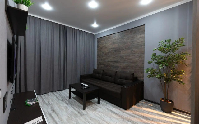 Апартаменты на улице Бредова