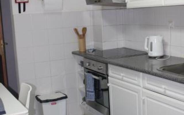 ApartAnita