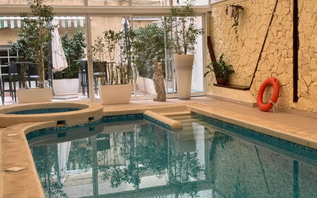 Soreda Hotel