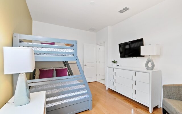 Rvh_507r Contempo Landing 6 Bedroom Home