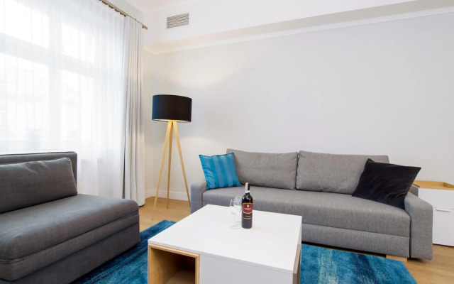 Riverside Aparthotel
