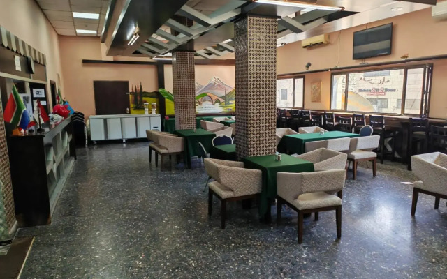 New Metropole Hotel