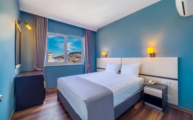 Royalisa City Apart Hotel