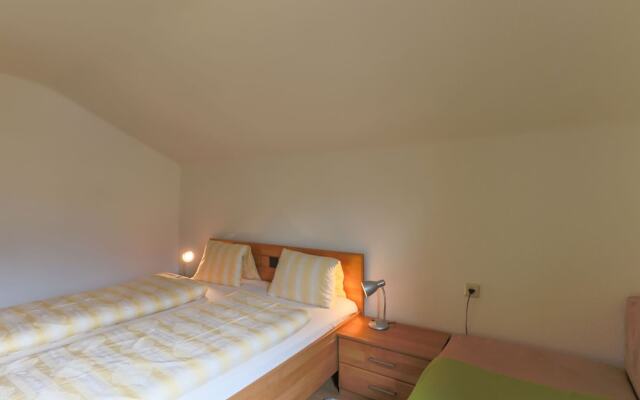 Cozy Holiday Home in Piesendorf near Ski Area