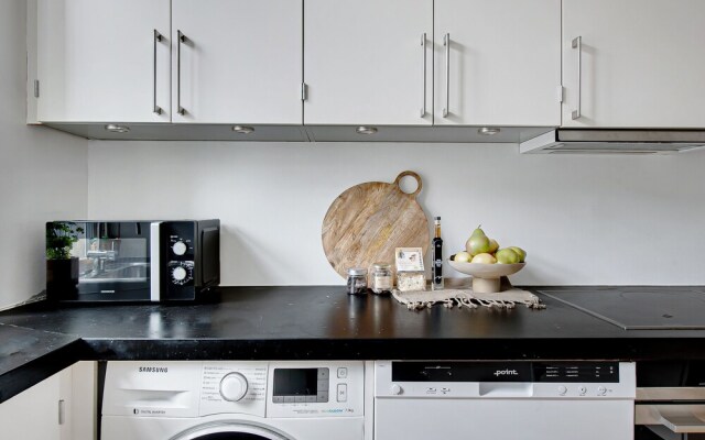 Sanders Stage - Chic 3-bdr Apt Near Nyhavn