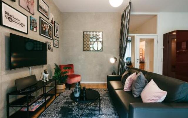 Luxury Downtown Appartement mit Garage