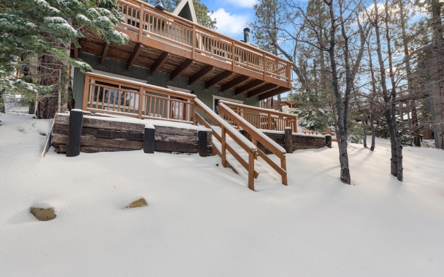 112 - Moonridge Bear Mountain Cabin