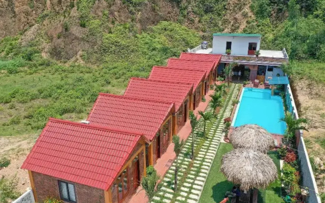 Phong Nha Hillside View Bungalow
