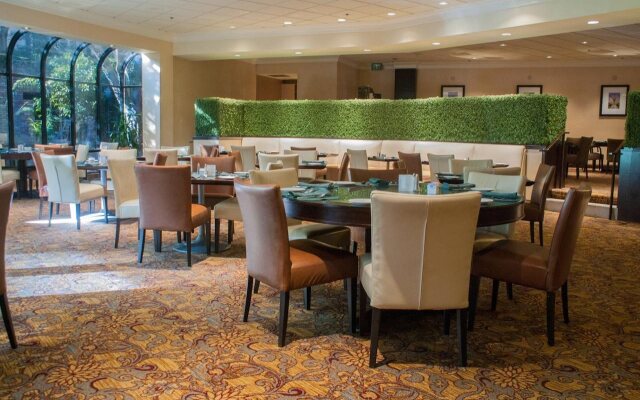 Anaheim Majestic Garden Hotel