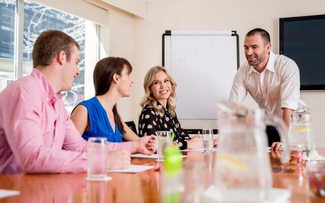 Holiday Inn Sydney Potts Point by IHG