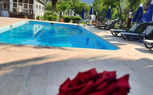 Emir Otel