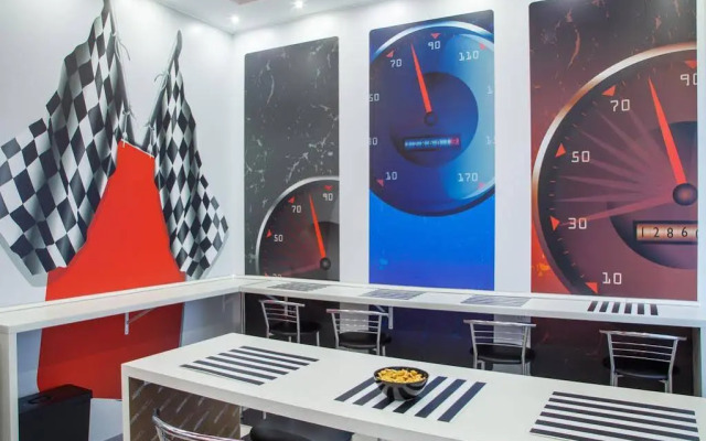 Жилое помещение Racing Paradise