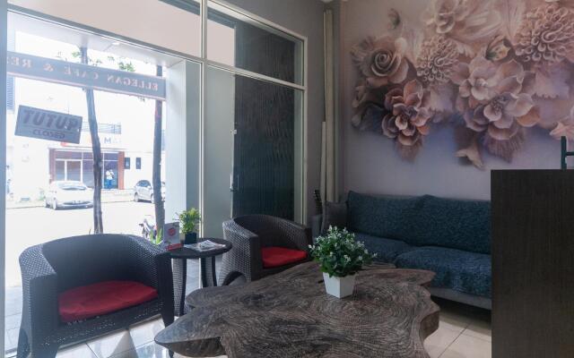 OYO 3216 Ellegan Residence