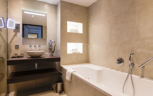 Van Der Valk Hotel Oostzaan - Amsterdam