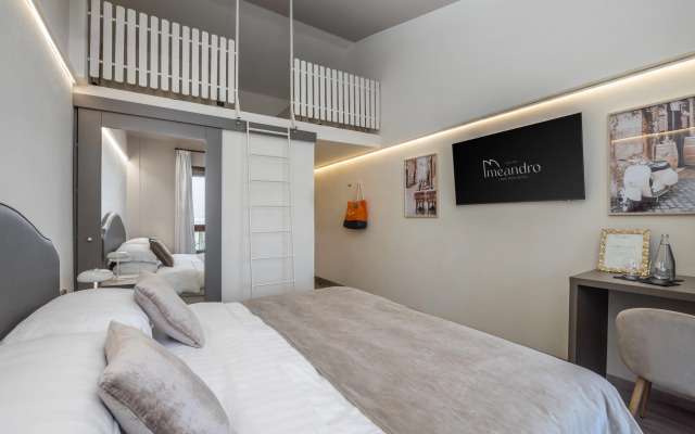Hotel Meandro - Lake View
