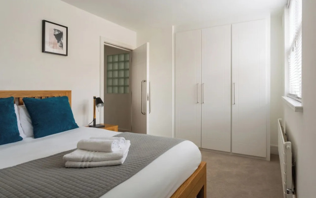 Flying Butler Victoria - Vincent Square/Bloomburg Street