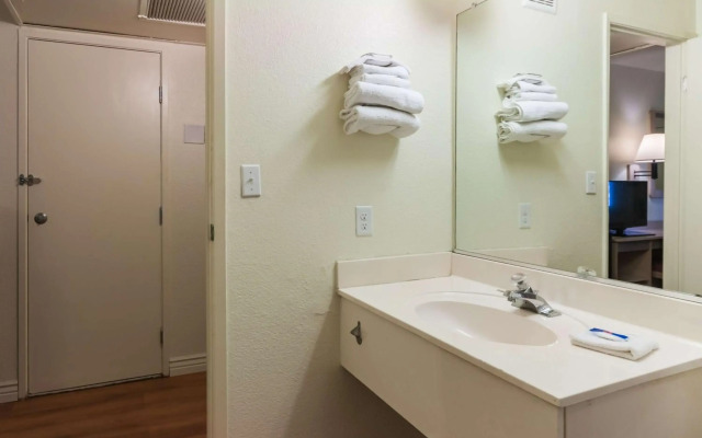 Motel 6 Green River, UT