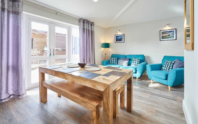 Host Stay Eskdale Escape