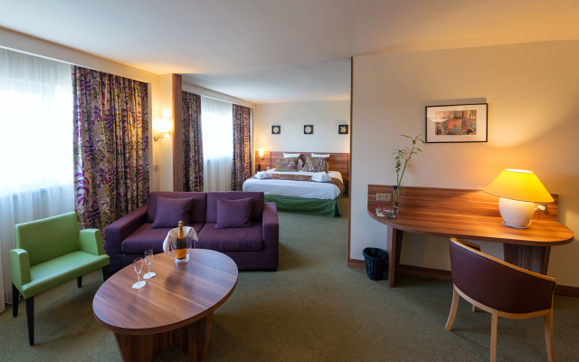 KYRIAD PRESTIGE MULHOUSE - Basel