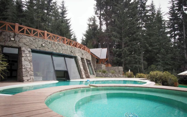 Costa Serena Aparts & Spa