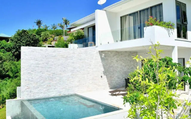 Romance Villa