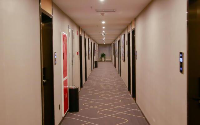 Chonpines Hotels·Guangyuan Nanhe Central Plaza