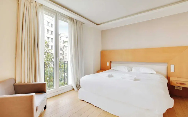 Charming Appt With A/c- 1bd/2p - Tour Eiffel