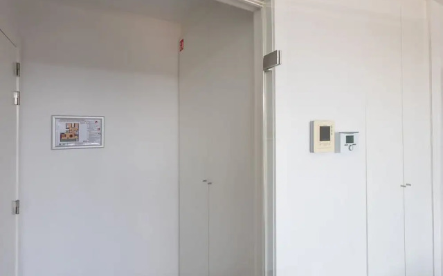 Sunny Apartment With Open Terrace